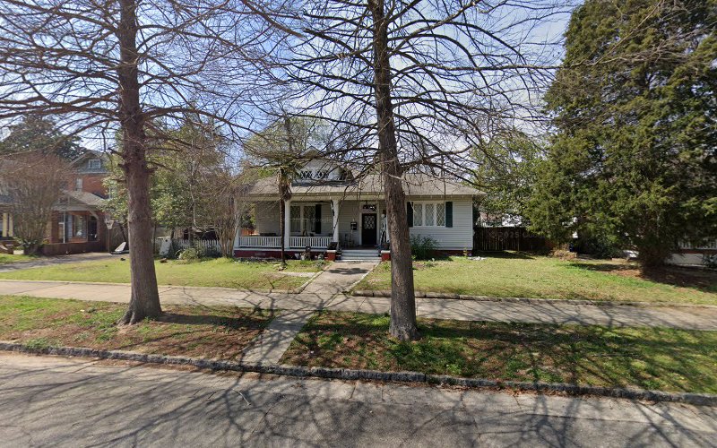 Two Hands and A Hammer Roofing, LLC