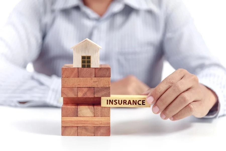 Home Insurance Claim Process And Working With Contractors