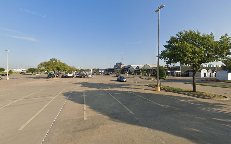 Lowe's Home Improvement Warehouse