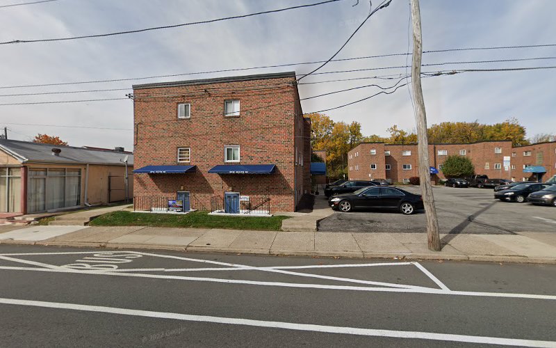 E & R Services