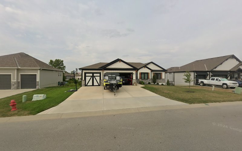 Premier Roofing & Construction LLC