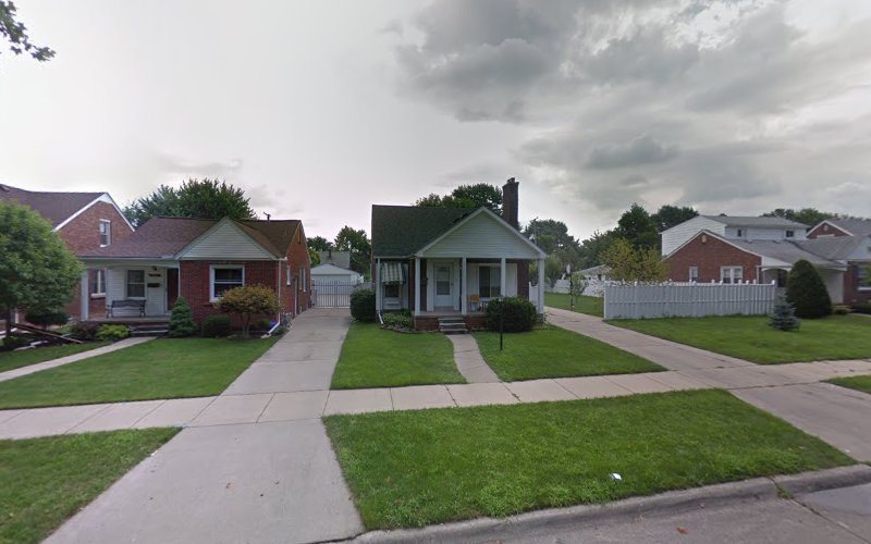 Tikal Roofing, LLC
