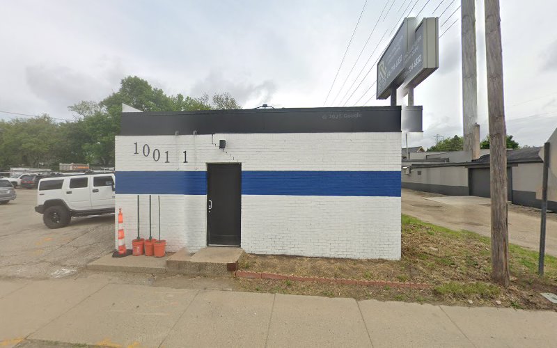 Reyes Building & Exteriors