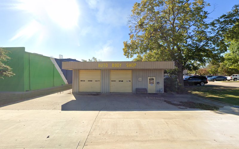 Richard's Auto Body Shop