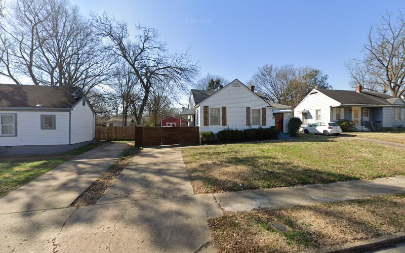 Tralux4 Construction LLC