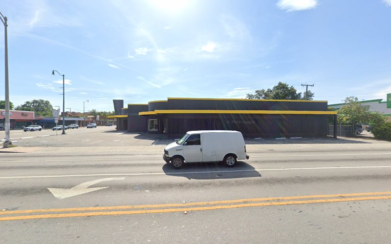 Charlie's Auto Glass Installers