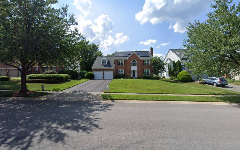 Houses Into Homes, LLC