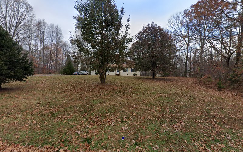 Lowry Douthat's Landscaping & More