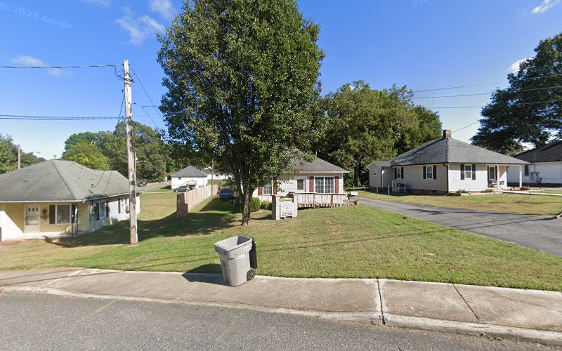 Royston Fence & Roofing Co.