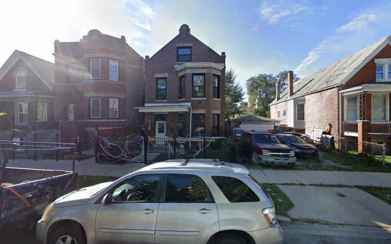 Andrew`s Roof and Gutter Maintenance