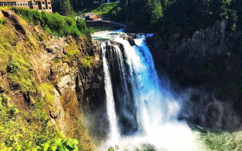 Snoqualmie Falls