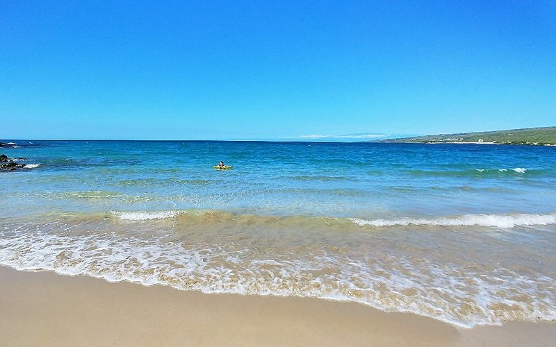 Mau'umae Beach