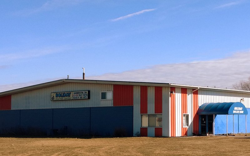 Hansen's Holiday Skating Center