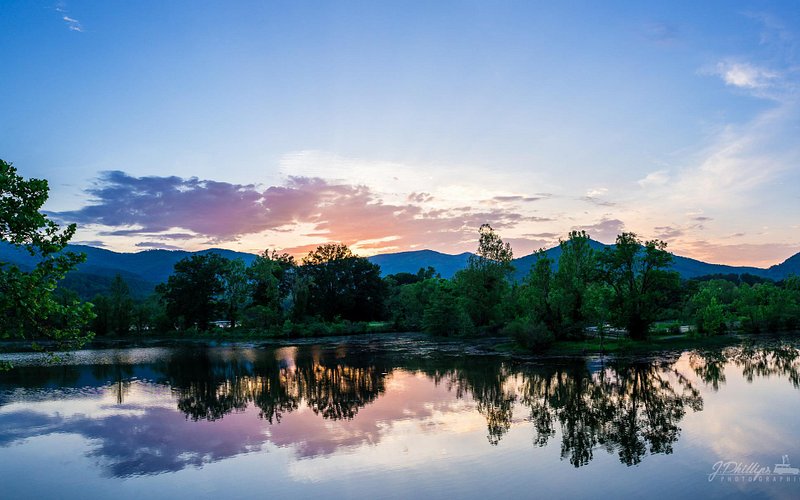 Cove Lake State Park