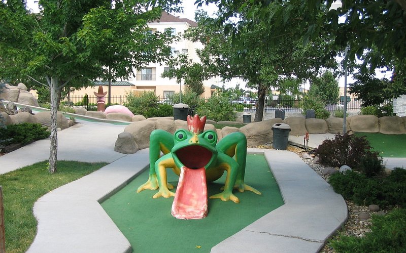 Magic Carpet Golf