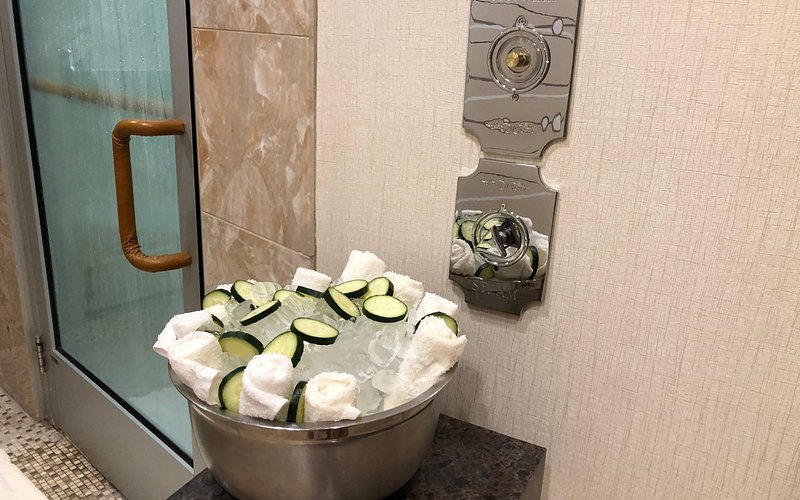 Spa & Salon at the Golden Nugget