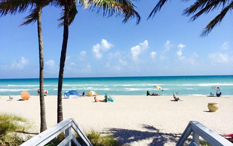 Hollywood North Beach Park