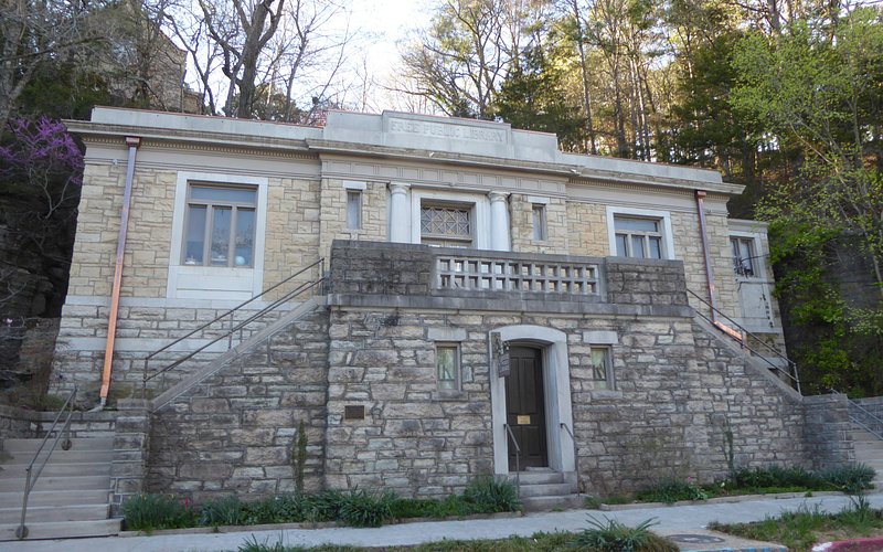 Eureka Springs Carnegie Library