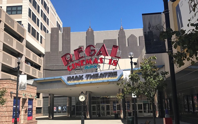 Regal Cinemas New Roc 18 IMAX & RPX