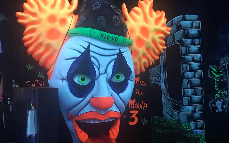 Monster Mini Golf