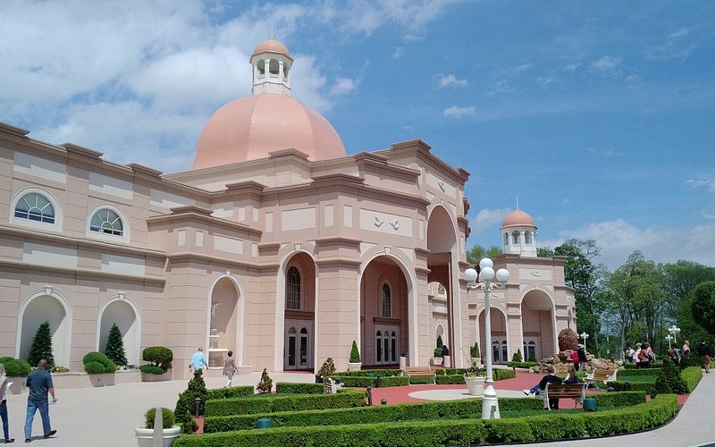 Sight & Sound Theatres