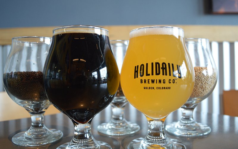 Holidaily Brewing Company