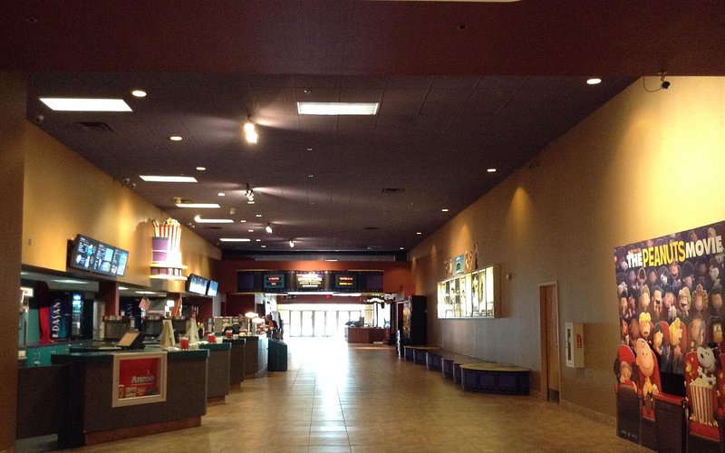 AMC Starplex Brunswick Square 13