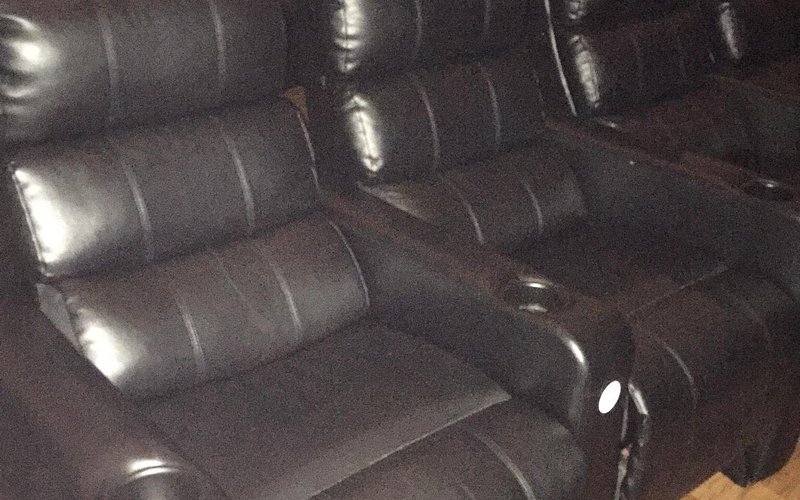Regal Largo Mall 8