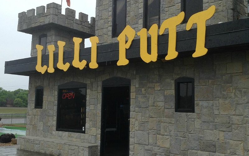 Lilli Putt Miniature Golf