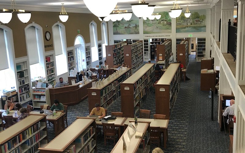 Smithtown Library