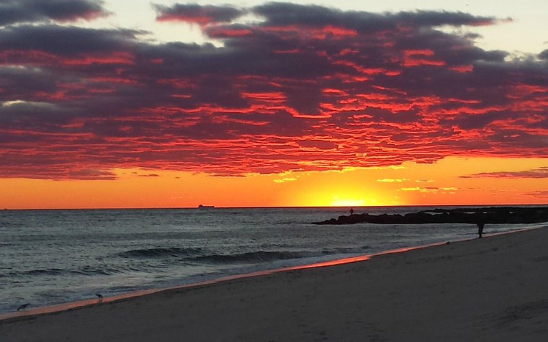 Point Lookout Beach