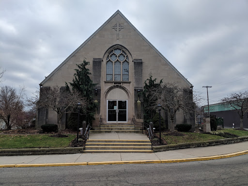 Holy Child Roman Catholic Parish
