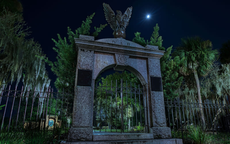 Dark Philly Adult Night Tour