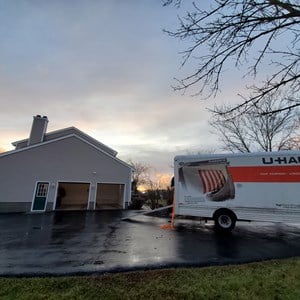 The HoneyMovers - A Local Jersey City Moving Company