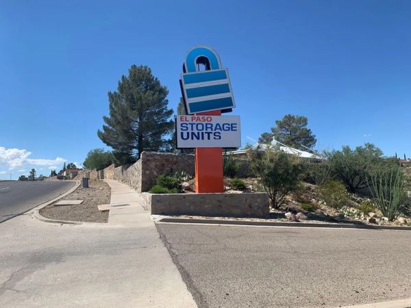 El Paso Storage Units - Westwind