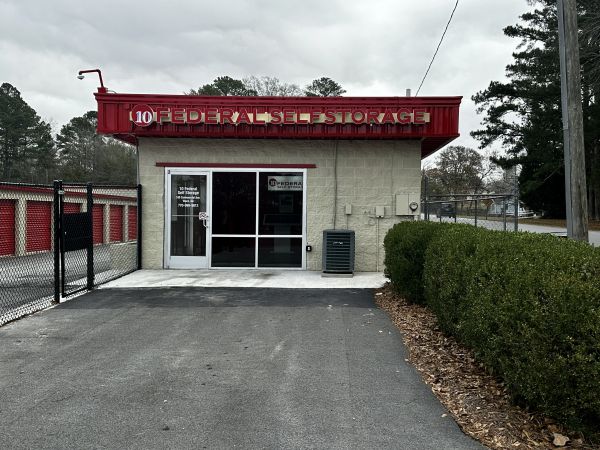 10 Federal Storage - Commercial Ave