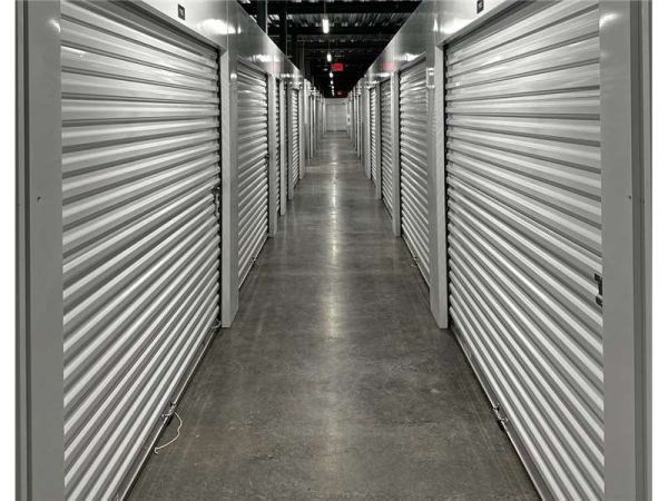 Extra Space Storage - 7869 - Miramar - University Dr