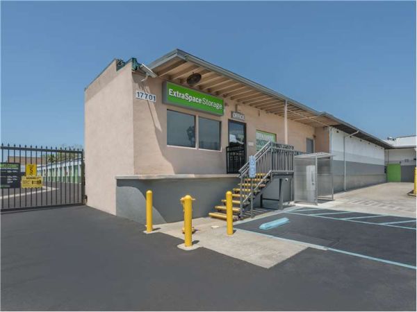 Extra Space Storage - 1471 - Bellflower - Ibbetson Ave
