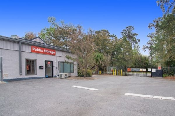 Public Storage - Hilton Head Island - 17 Dillon Rd