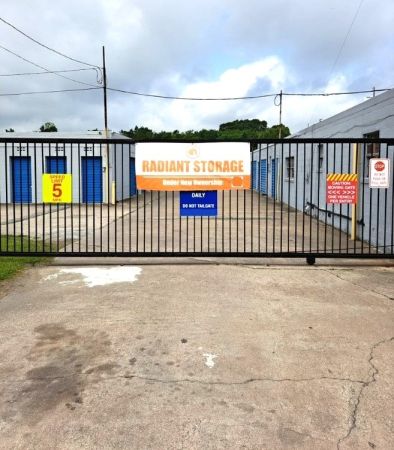 Radiant Storage - Beaumont/I10