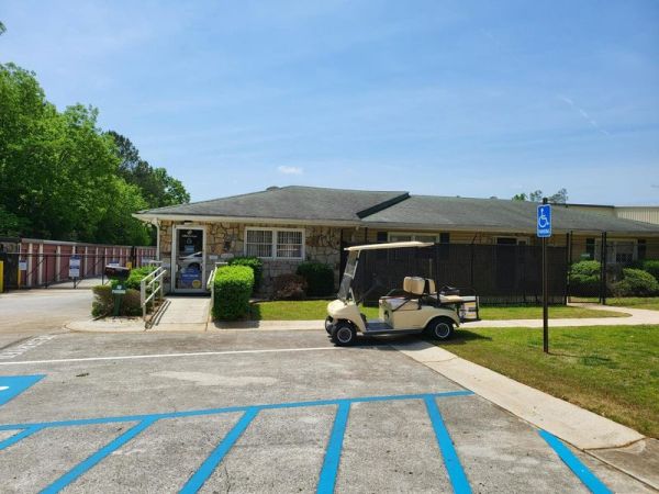 Extra Space Storage - 3686 - Decatur - Covington Hwy