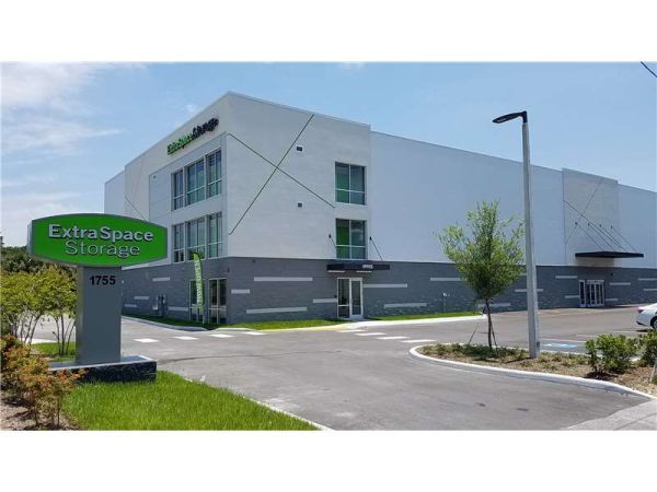 Extra Space Storage - 8252 - Brandon - Brandon Blvd