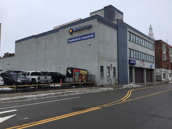 Extra Space Storage - 4207 - Buffalo - Ellicott St