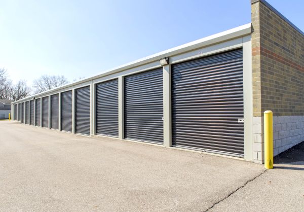 National Storage - Livonia North