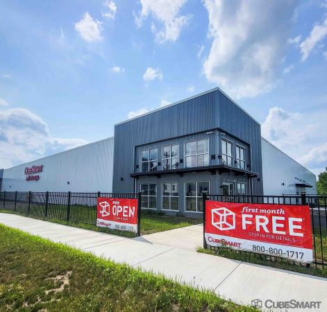 CubeSmart Self Storage NY Syracuse Hiawatha Blvd