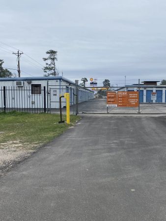 Mini Mall Storage - Conroe - Hwy 105E