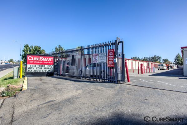 CubeSmart Self Storage - West Sacramento