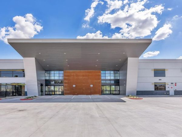 Extra Space Storage - 3904 - Phoenix - 32nd St
