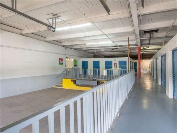 Extra Space Storage - 8129 - Bedford Park - 67th Street