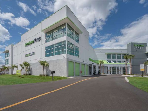 Extra Space Storage - 8979 - Port Charlotte - 4536 Tamiami Trail